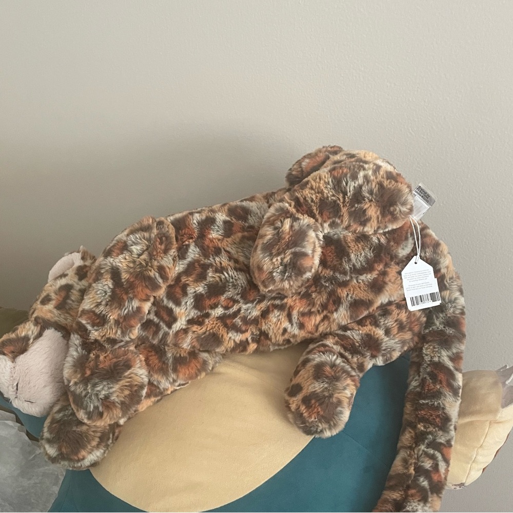 BNWT Livi Leopard (Large) - Picture 3 of 5